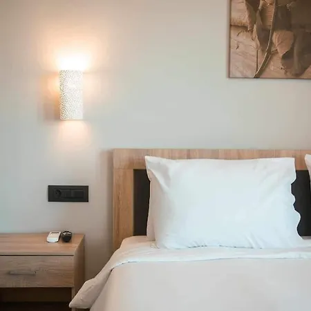 Aurora 3 - Family Comfort Near The