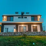 公寓 Aurora 3 - Family Comfort Near The *